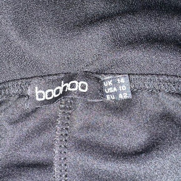 Like New Dress by Boohoo 10 - Picture 3 of 3